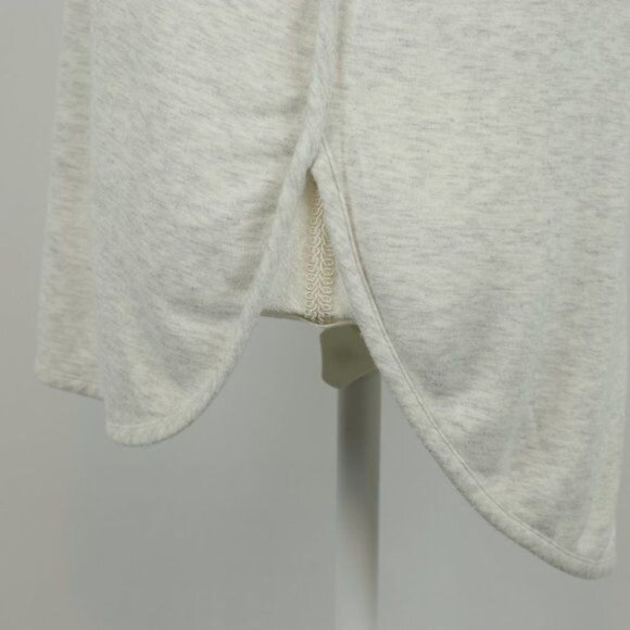 Matty M Women's Small Gray Heather Scoop Neck Short Sleeve Tunic Length Tee - Picture 5 of 8